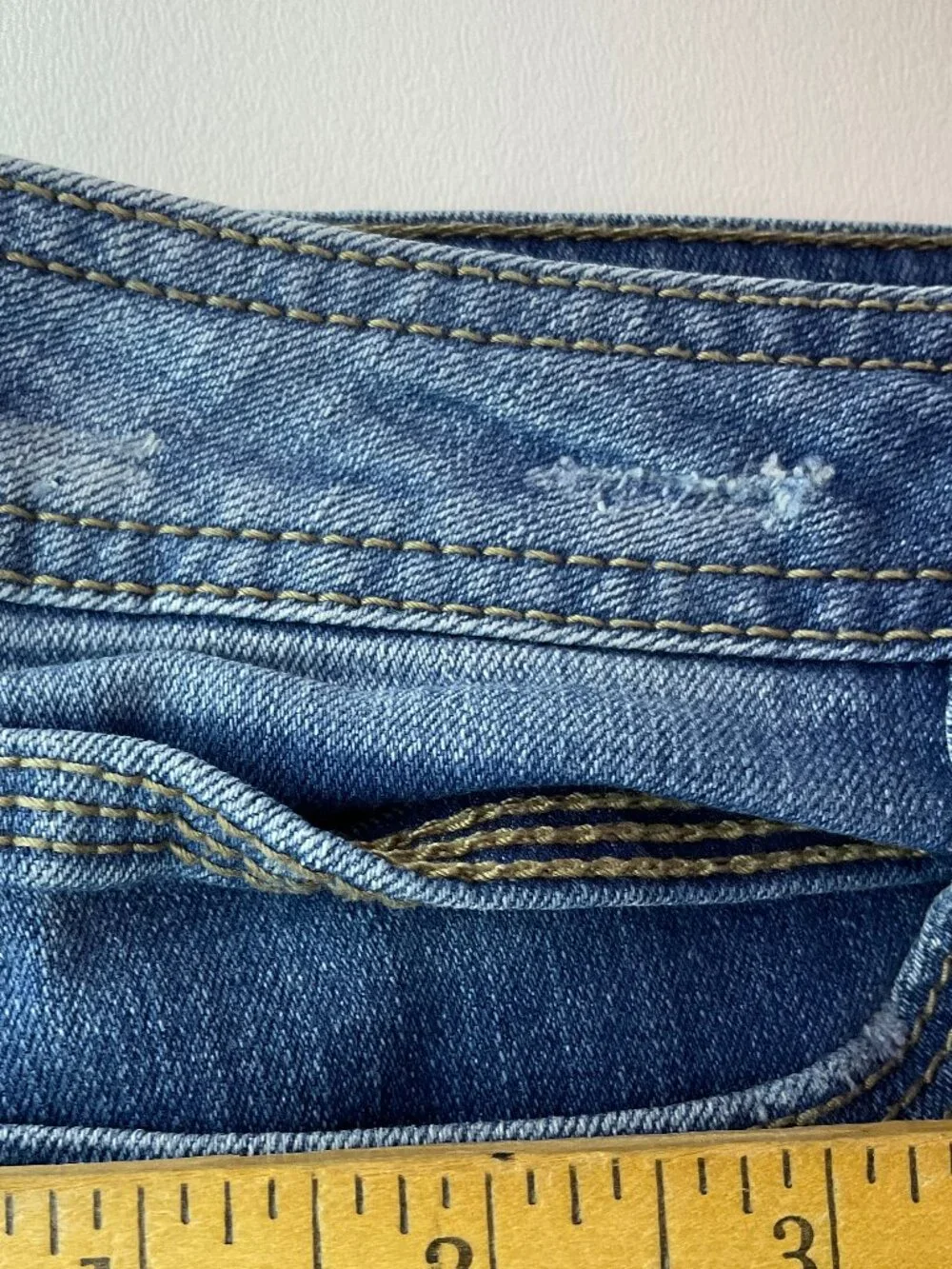 Route 66 Size 8 Bermuda Classic Fit Jean Shorts Womens Denim Stretch